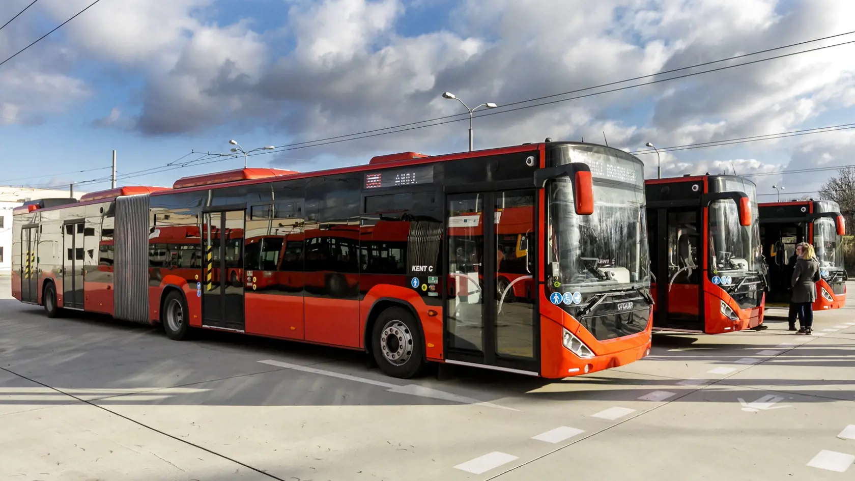 V autobusoch je aj kamerový a informačný systém vrátane hlásičov pre slabozrakých a nevidiacich.