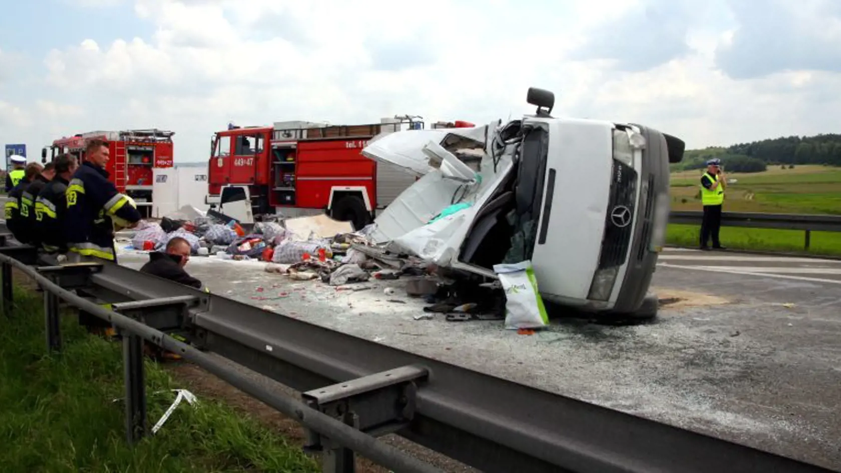 Na diaľnici A4 v Poľsku sa dnes stala tragická nehoda.