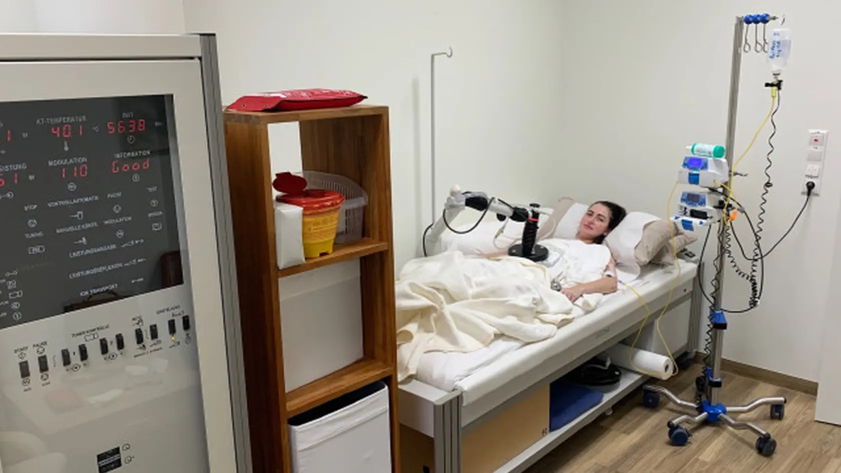 Lenke pomohli ochotní Česi, ktorí vyzbierali ohromnú sumu, aby sa mohla liečiť.