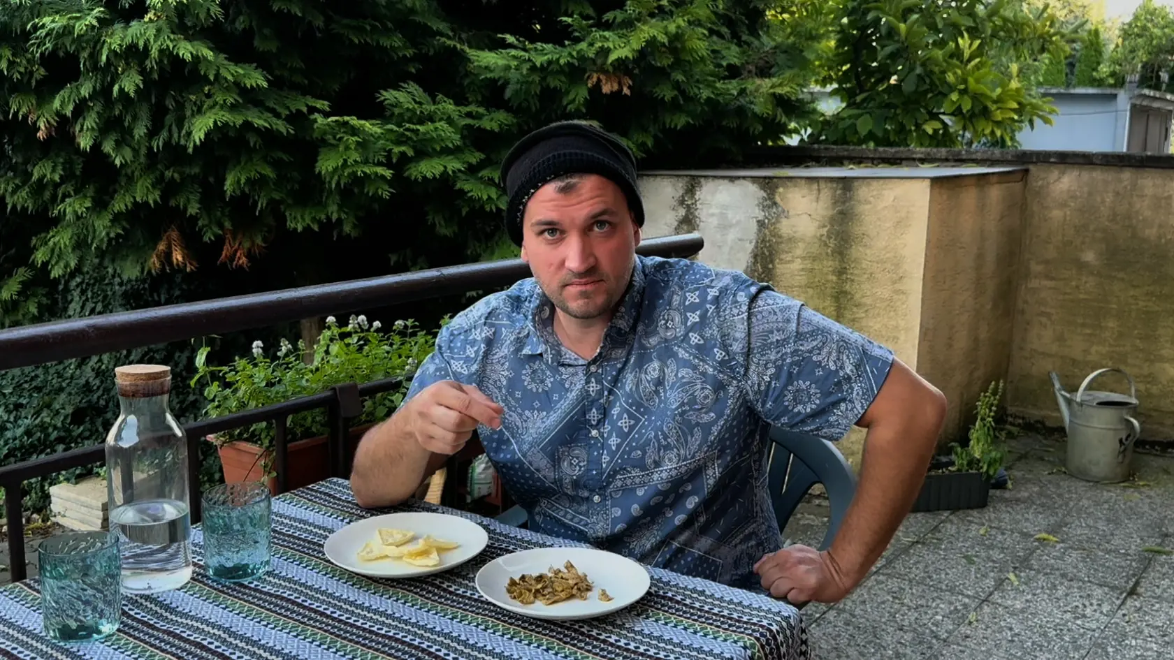 Potraviny s hmyzom nemali pachuť, priznali všetci ochutnávači.