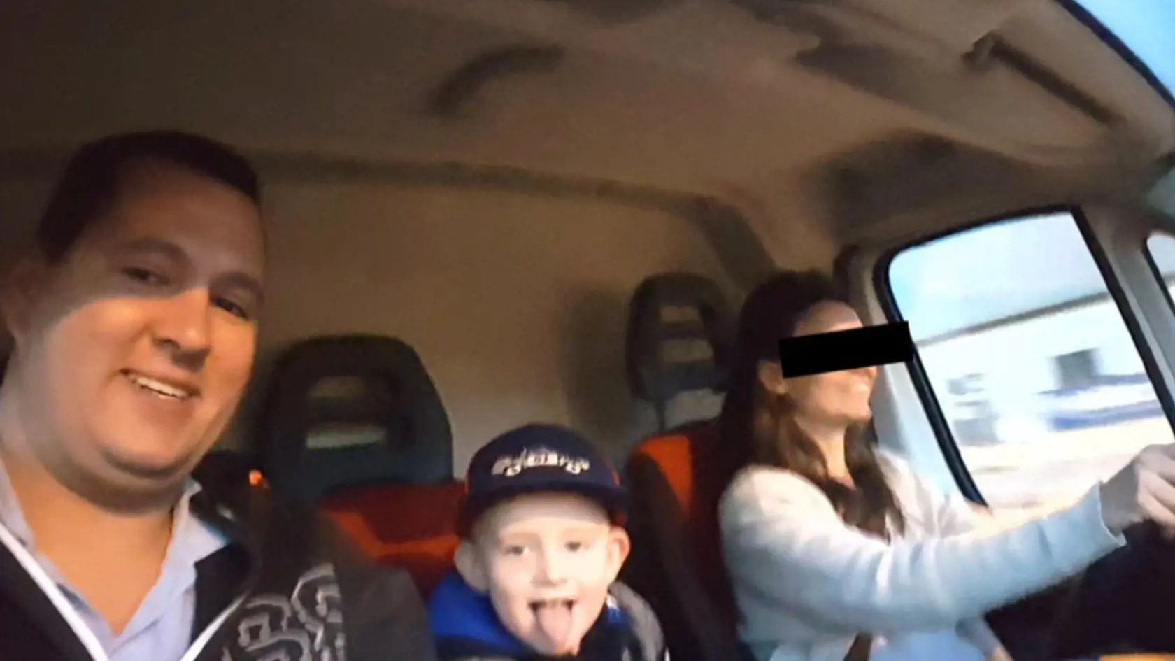 Prvý tučko Andrej Moravanský (36) z Bratislavy sa vyjedol na 143 kíl. Na archívnej snímke s exmanželkou.