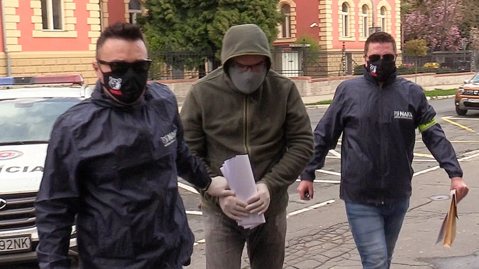 Martin Kvietik bol eskortou privezený na Špecializovaný trestný súd v Banskej Bystrici.