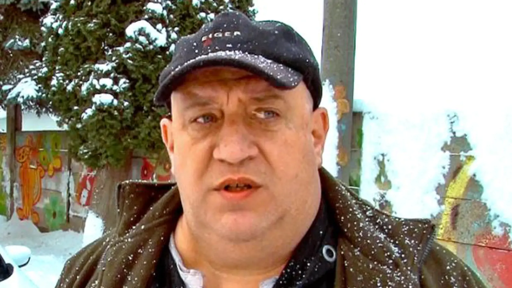 Riaditeľ DSS zariadenia v Osadnom Ján Šrenkel († 54) pár dní po požiari zomrel za záhadných okolností.
