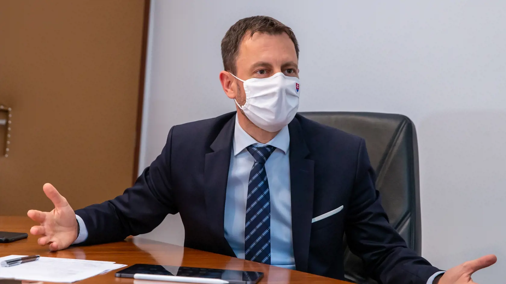 Na snímke je Eduard Heger minister financií Slovenskej republiky. 