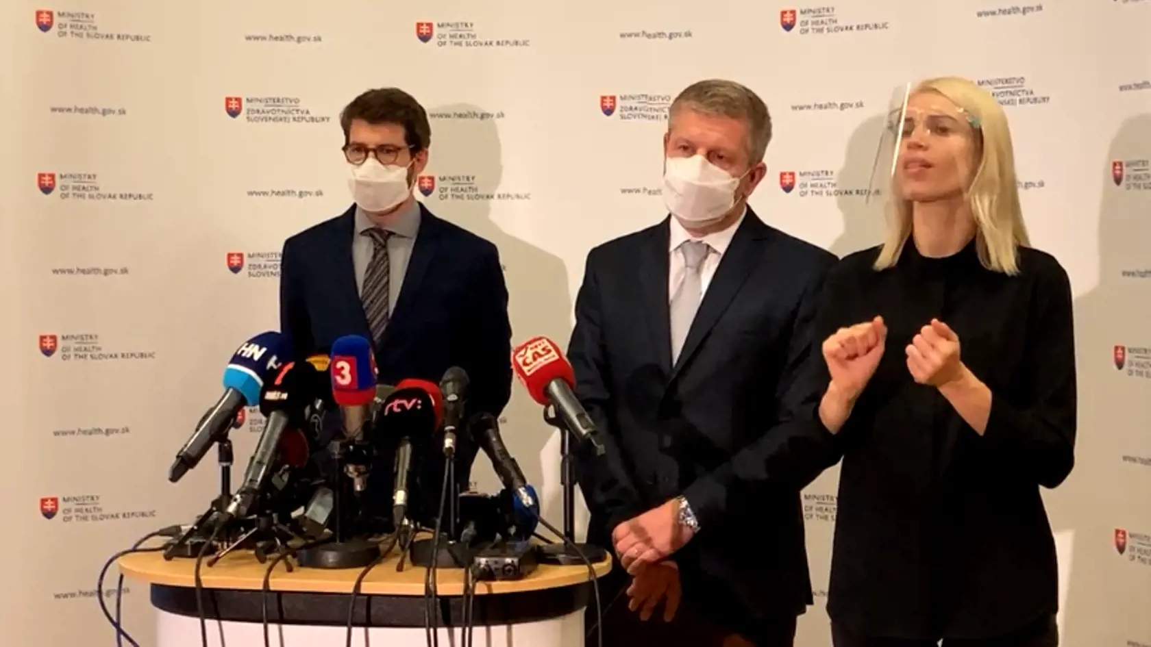 Minister Lengvarský prezradil, čo nás čaká na Vianoce.