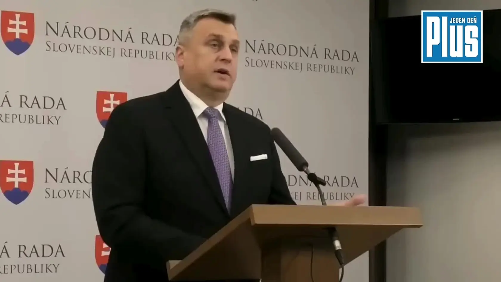 Andrej Danko (SNS) reaguje na slová o vystúpení z EÚ a NATO