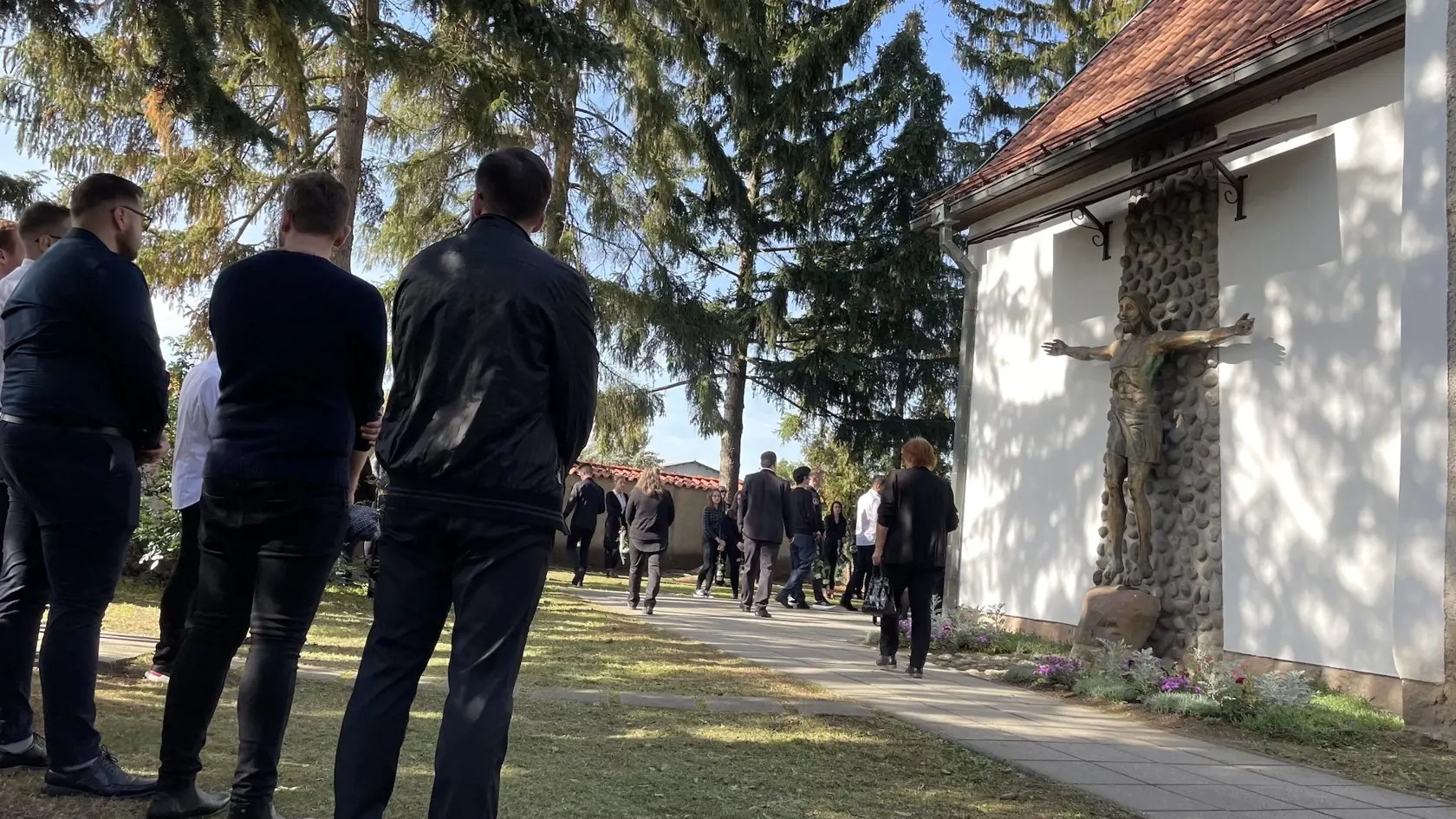 Na poslednej ceste ho sprevádzali aj spolužiaci.