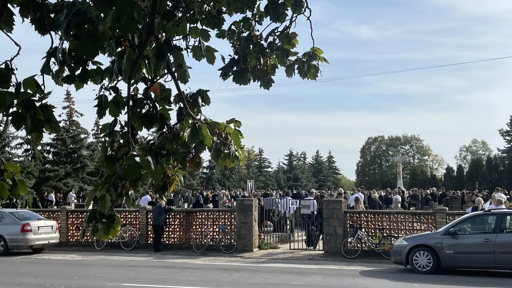 Cintorín v obci Balog nad Ipľom.