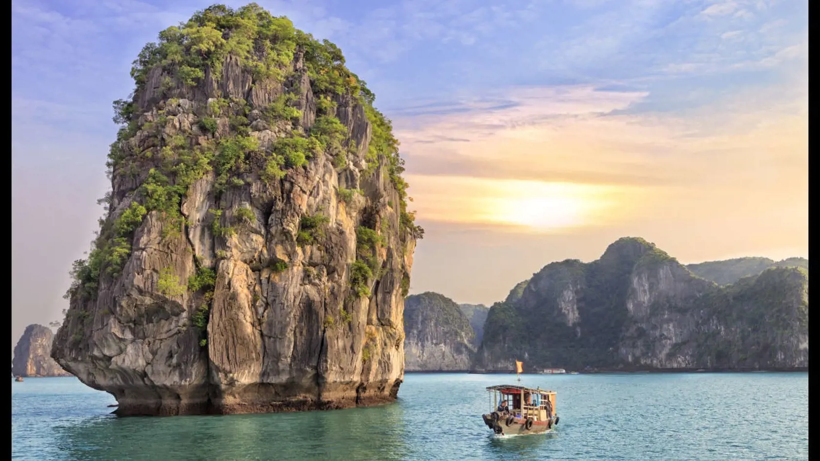 Záliv Ha Long, Vietnam.