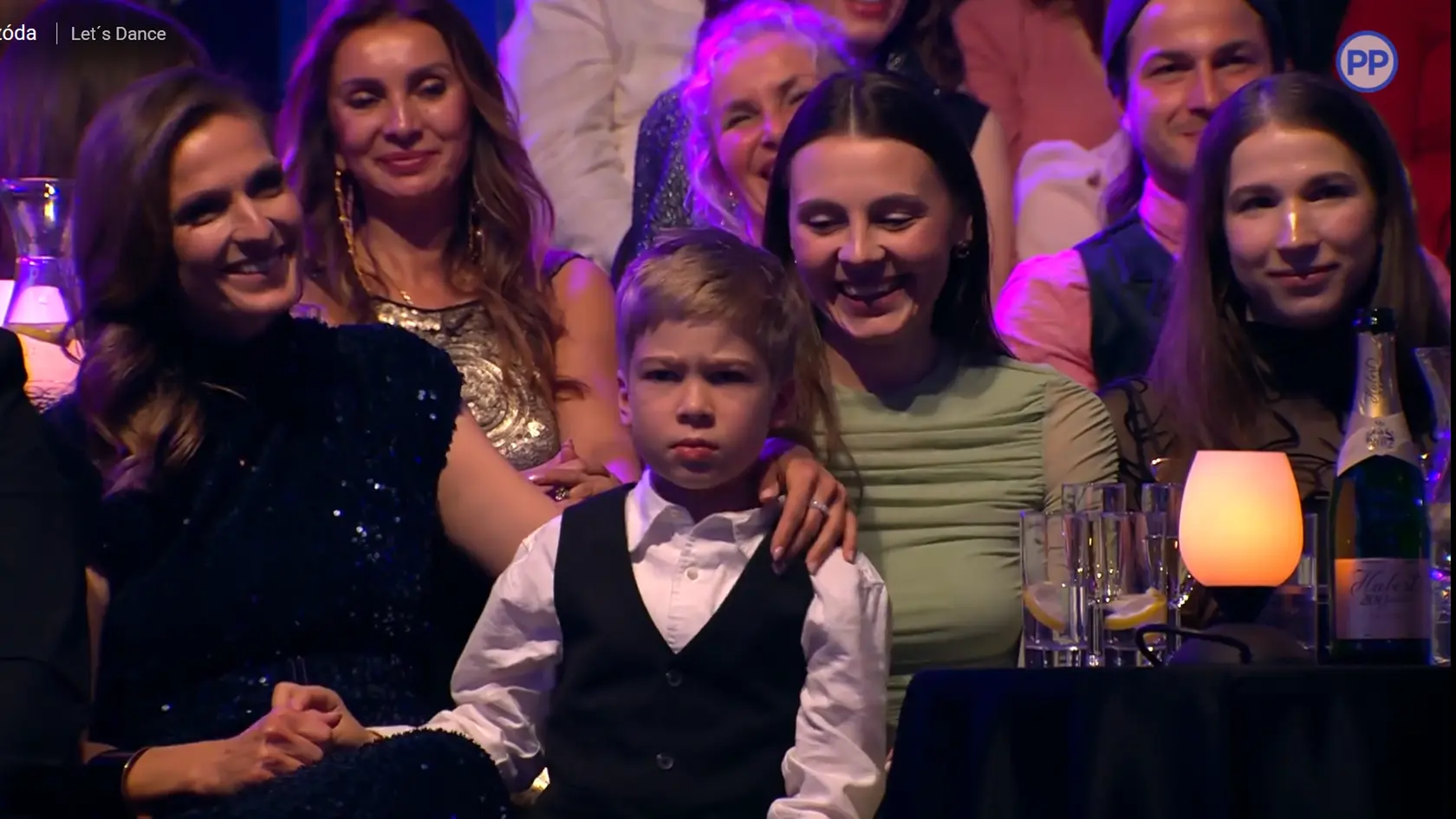 Na šiestom prenose Let´s Dance mal Peter Sagan výnimočnú podporu. Okrem jeho bývalej manželky Katky prišiel aj ich synček Marlonko.