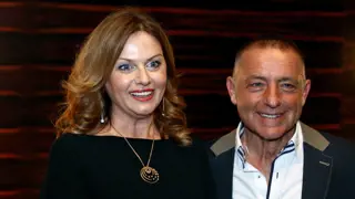 V núdzi sa politička obrátila aj na exmanžela Fedora Flašíka.