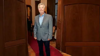 Herec spolu s blízkymi
niesli poslednú rozlúčku
veľmi ťažko. Slzy utieral
nielen sebe, ale aj vnukom.