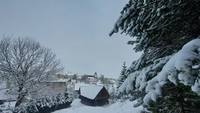 V nedeľu bolo v Liptovskej Tepličke -2°C. Podobne je to tam aj dnes.