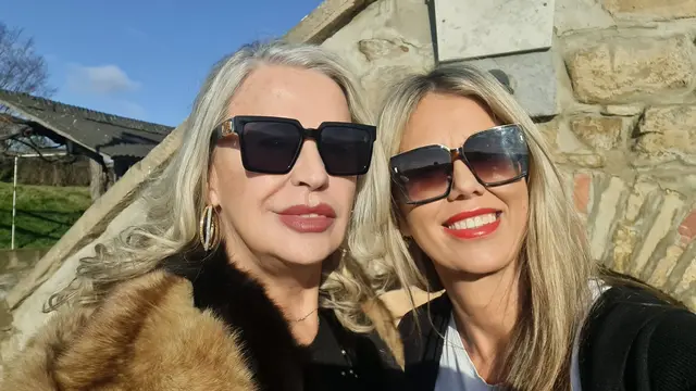 Medzi návštevníkov vinárničky Čanky patrí aj Eva Máziková (vľavo).